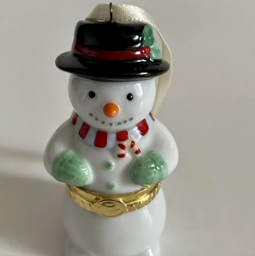 Hallmark add charm